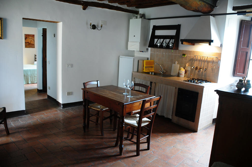 Agriturismo Castello Saltemnano Buonconvento Zimmer foto